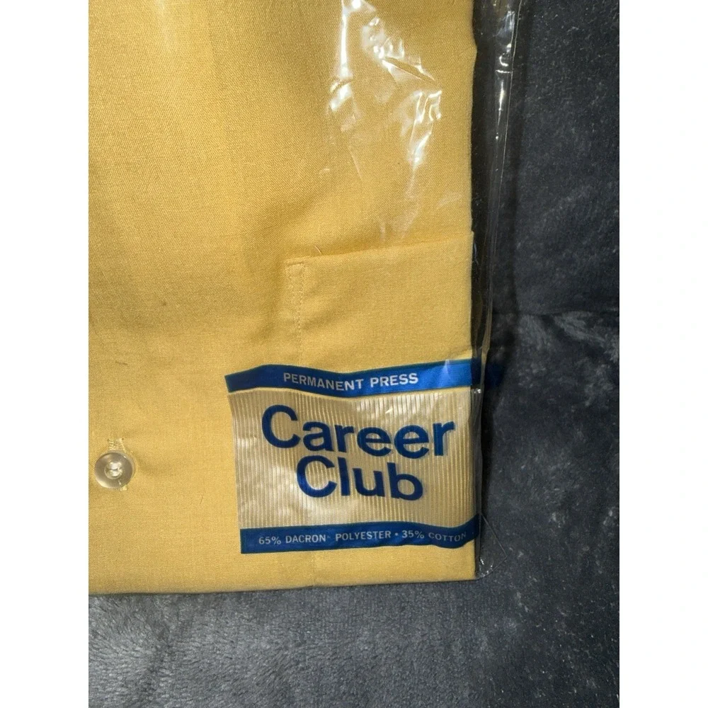 VTG‎ Career Club dress shirt New In Package Made In USA Size Small
